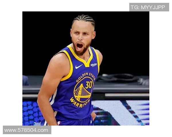 手套佩顿的传奇之路：从普通球员到篮球巨星的奋斗历程